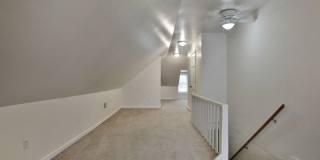 Large 5 Bedroom North Campus Townhouse - 1st house from High Street Gallery 20