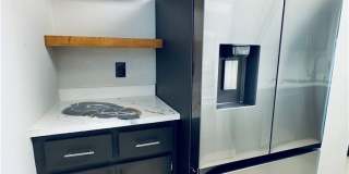 2711 1st Street unit: 102 Gallery 9