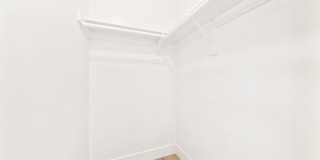 4021 Stevely Ave Gallery 37
