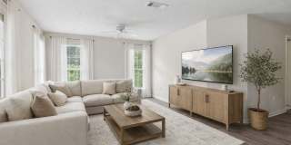 Lexington on the Green Gallery 1