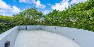 3225 SW 58th Ave Gallery 28