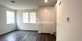 Newer 3bd/2.5ba North Natomas Townhouse with 2 Car Garage! Gallery 7
