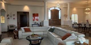 1823 E WINDROSE Drive Gallery 4
