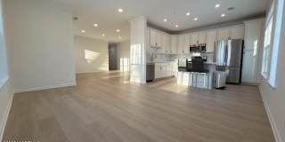 674 St Andrews Place Gallery 1