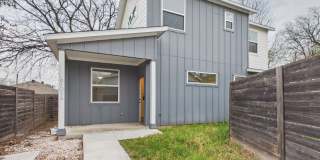 Modern Elegance in Prime Austin Location | Stylish Living at 6102 Caddie St #B Gallery 1