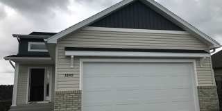 4 Bed 2 Bath Single Family Home Gallery 1