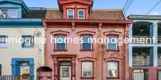 2106 Sarah Street Gallery 1