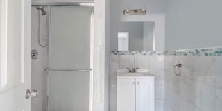 156 Crystal St Gallery 5