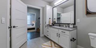 Lenox 7th Gallery 4