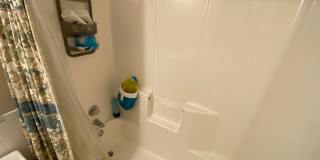 Room in 4 Bedroom Home at Daingerfield Dr Gallery 28