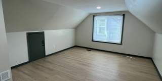 Beautifully Renovated 3BR Home with Modern Finishes & Spacious Living Areas Gallery 19