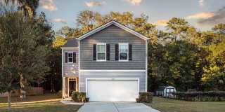 4 Bedroom House Coming Available on Ladies Island!! Gallery 1