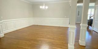 Room in 4 Bedroom Home at Grande Chateau Ln Gallery 5