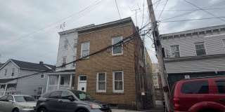 4 Ritters Lane unit: 1Fl Gallery 1