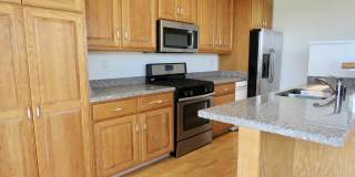 2 Story Condo with Parking, Views and Outdoor Space! Gallery 7