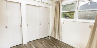 Charming Multi-Unit Living in Prime Northeast Salem Location Charming Multi-Unit Living in Prime Northeast Salem Location Gallery 7