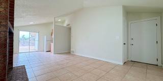 Northeast El Paso 2 bed Refrig A/C Duplex Gallery 8