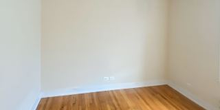617-25 W Melrose Gallery 12