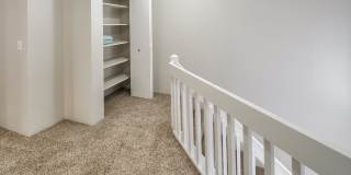 Creekside Village Apartments Gallery 19