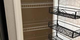 8539 GATE Parkway W Gallery 12