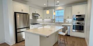 Downtown 3 Bedroom 3 bath in Fremont! Gallery 1