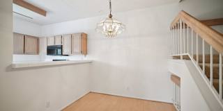 Spacious Townhome Located in the Highly Desirable Shadow Ridge Community of Oak Park Gallery 32