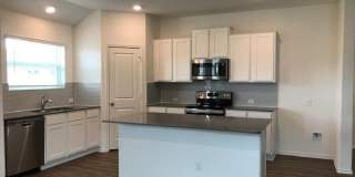 Conveniently Located 4 Bed / 2 Bath Hutto Home Gallery 5
