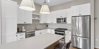 Sentral Old Town Gallery 33