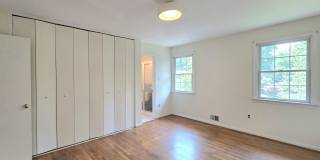 111 Tamarisk Ct Gallery 25