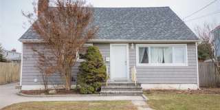 343 Greengrove Avenue Gallery 1