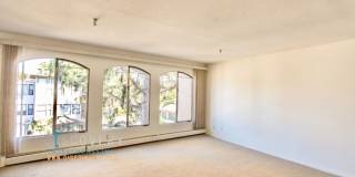Spacious One Plus Bedroom Condominum off Broadway Terrace Gallery 7