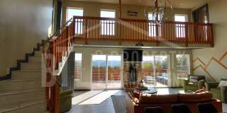 Beautiful 3BR Home with Scenic Views in Forsyth Gallery 1