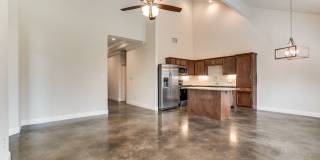 21501 Patton Ave Unit #B Lago Vista, TX 78645 Gallery 7