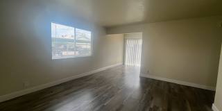 556 N Lincoln Ave Gallery 1