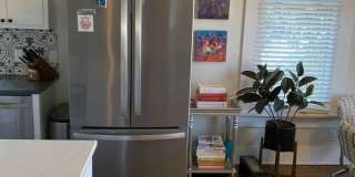 424 W Magnolia Ave Gallery 7