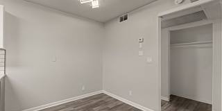 Crossings at Midtown Gallery 95