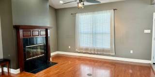 Spacious 3-Bedroom 2-Bathroom Brick Home Gallery 5