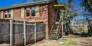 Unique with a Artsy Flare    2 Bed/1.5 Bath in Edgemere Park $995/month! Gallery 4