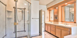 Saratoga 5 Bedrooms with Free Electricity from Solar System Gallery 16