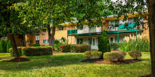 Nob Hill Apartments Gallery 10