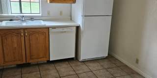 2 bedroom, 1 bath apartment available in North Orem Gallery 3