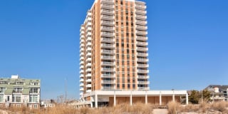 5200 Boardwalk 5B 5200 Boardwalk 5B Gallery 1