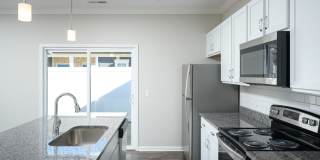 Ashford Villas Apartment Homes Gallery 9