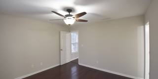 125 Centennial Drive Gallery 33