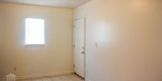 Quad Near Campus- 2 full bedrooms Gallery 8