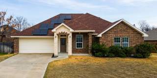 First Months Rent Free!!! Gallery 1