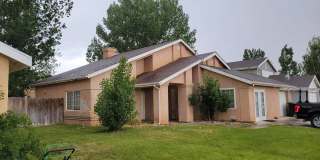 4 bed Single Family Home Close to Iron Springs Elem. Gallery 1
