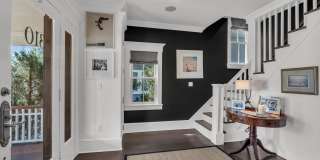 310 Worthington Avenue Gallery 11