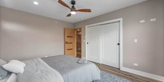 148 Oak Street Gallery 19