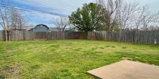 Great 3 bed 2 bath!! New Flooring and Paint!! Interior Photos Coming Soon! Gallery 3